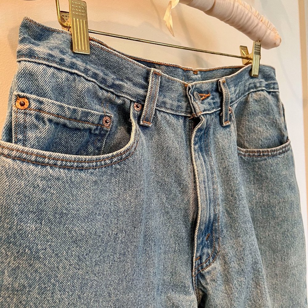 Levi's 550 relaxed fit jeans in size W33, L30
